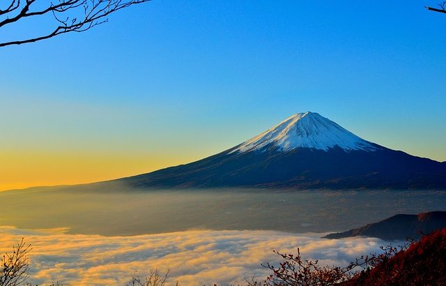 【富士山】はなぜ【フジサン】と呼ばれるようになったのか～古代人がフジという名に込めた思い～